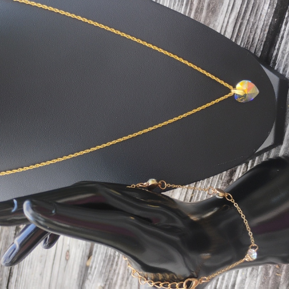 Amazing Gold Tone Iridescent Pendant On Chain With Crystal Set Bracelet - Picture 8 of 8